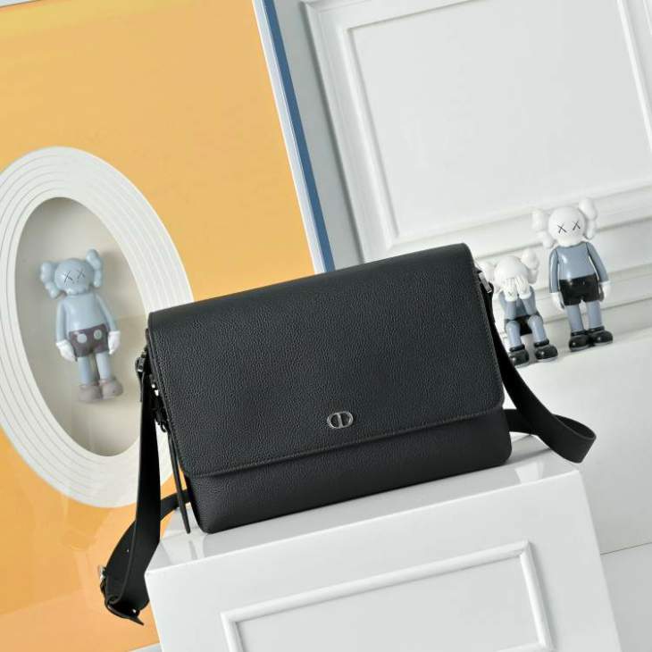 Picture of Dior Mens Bags _SKUfw239321862fw